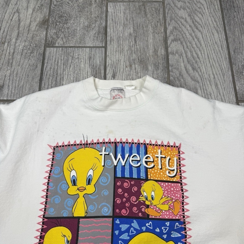 Vintage 90s Fruit Of The Loom Tweety Bird Looney Tunes Sweatshirt White Size XL - Picture 11 of 15
